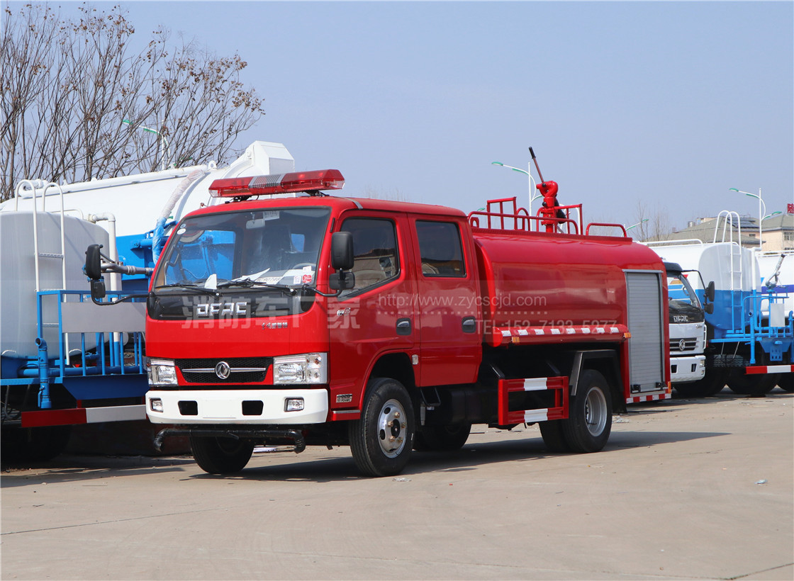 东风4吨消防洒水车